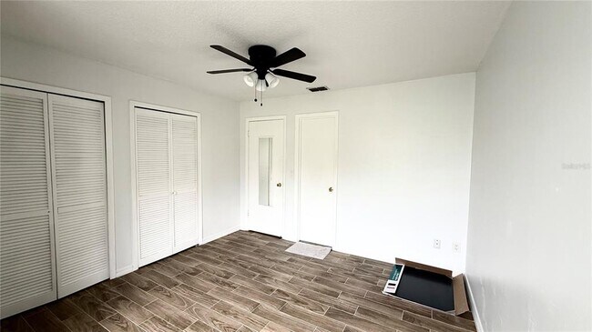 Building Photo - 3237 Vishaal Dr