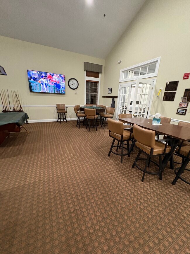 Building Photo - 950 Nathaniel Trail