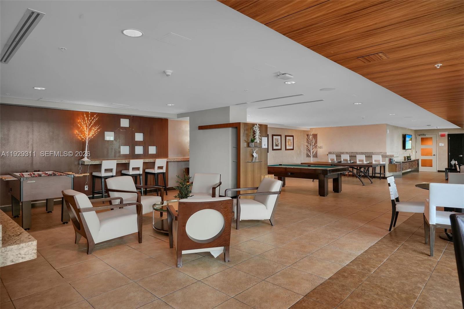 Building Photo - 60 SW 13th St