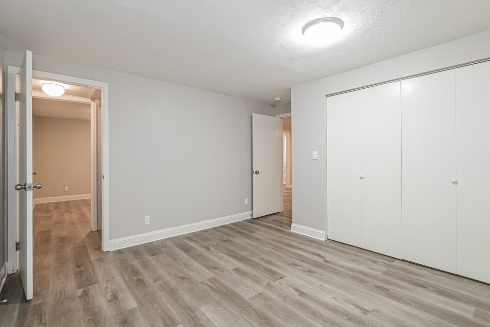 Building Photo - 17704 E Bellewood Dr