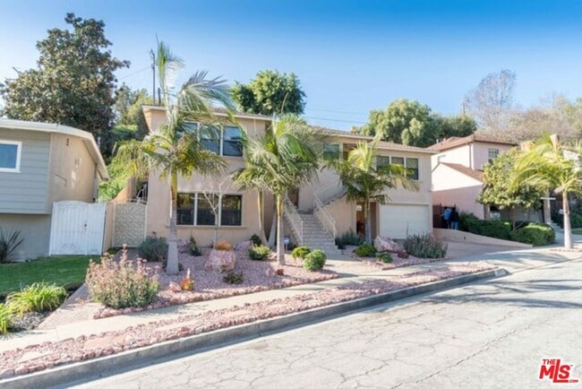 Building Photo - 5667 Heatherdale Dr