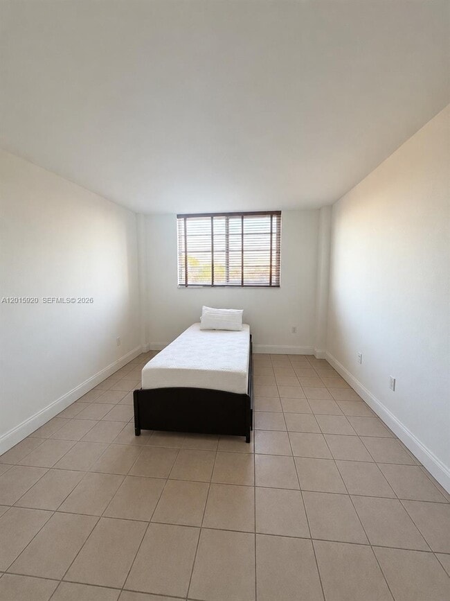 Building Photo - 14170 SW 84th St
