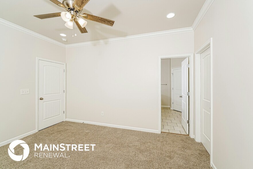 Building Photo - 1041 Crawford Ct