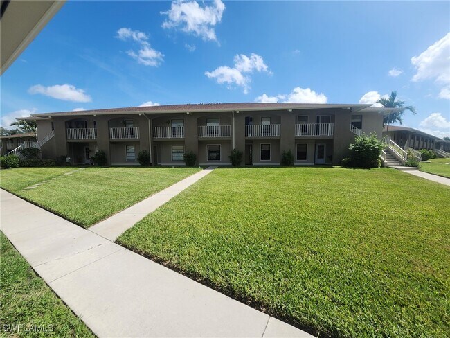 Primary Photo - 141 Cypress Way E