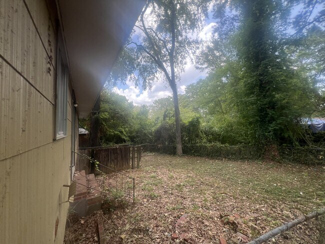 Building Photo - 251 Catalina Cir