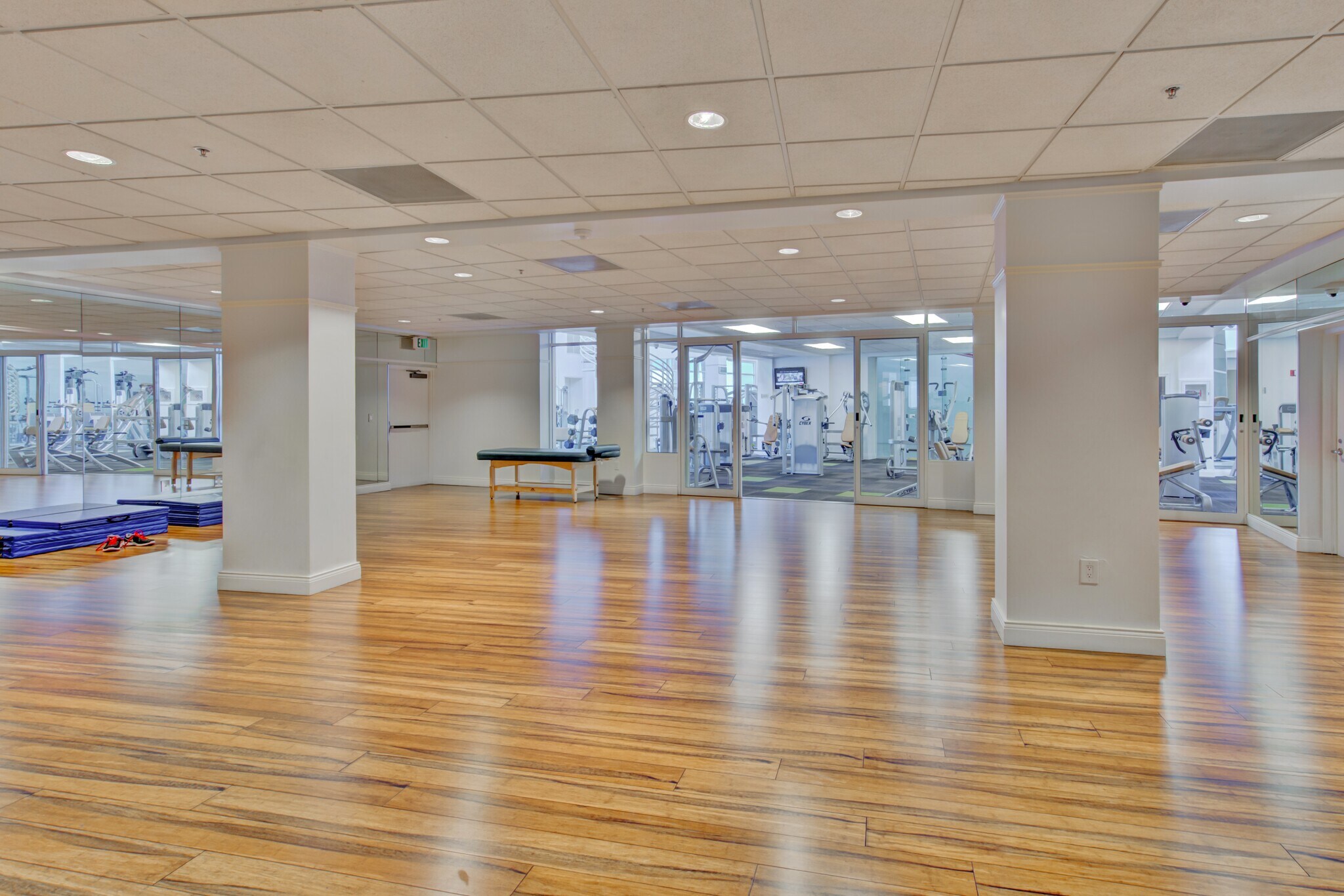 Building Photo - 848 Brickell Key Dr