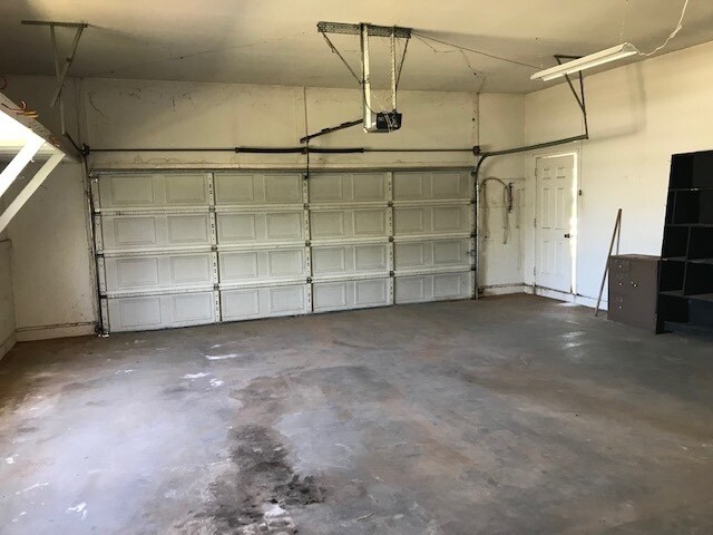 Building Photo - 4950 Milliorn Ranch Rd