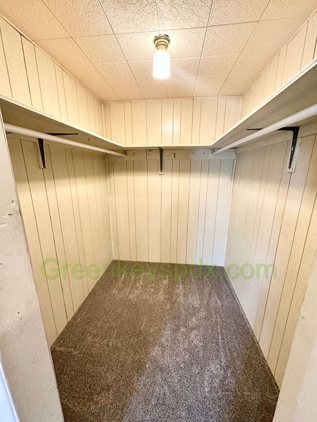 Building Photo - 806 SE 45th Ave