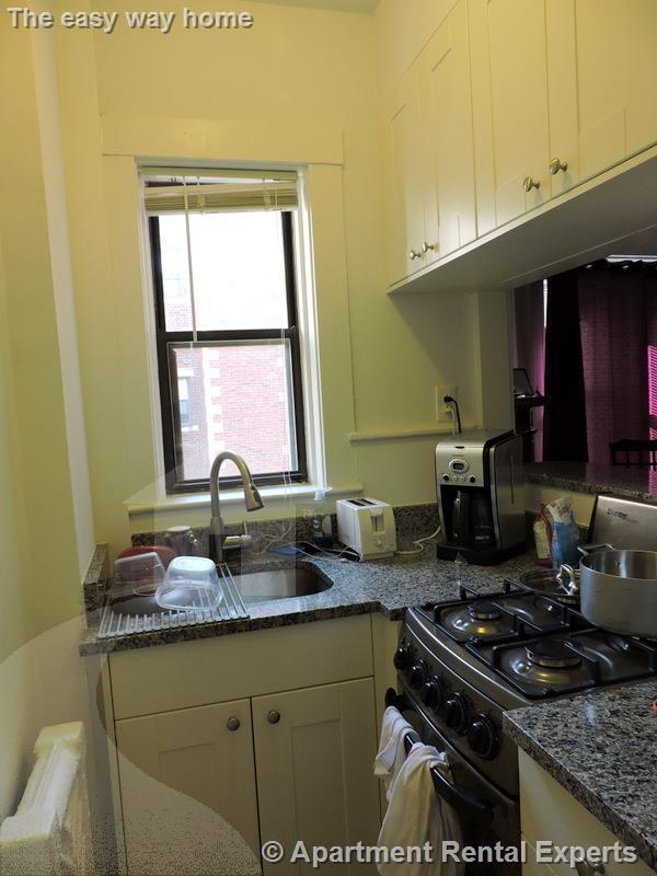 Building Photo - 84 Prescott St