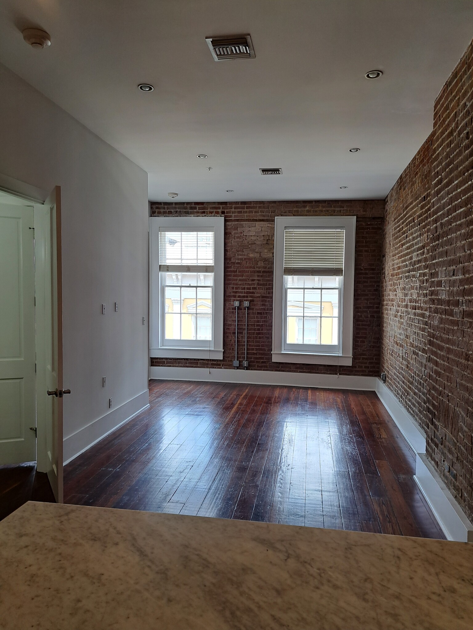 Building Photo - 206 Decatur St