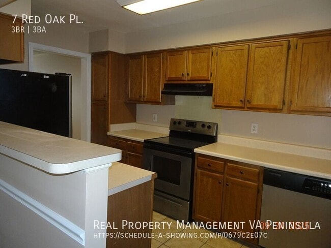 Building Photo - 7 Red Oak Pl
