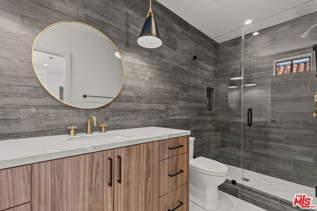 Building Photo - 14535 Killion St