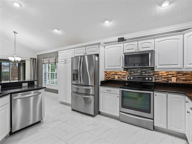 Building Photo - 3556 Mistletoe Ct