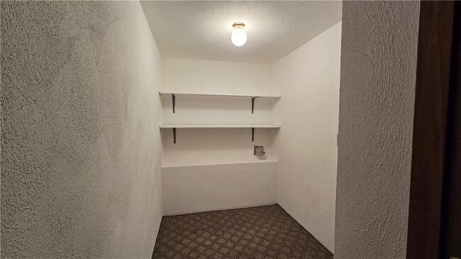 Building Photo - 25 Greene Ave