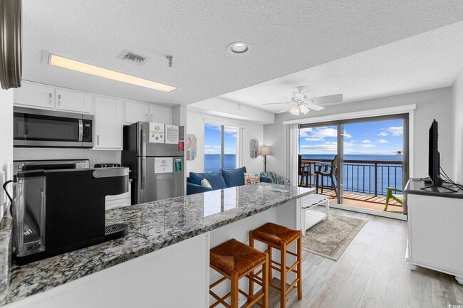Building Photo - 4000 N Ocean Blvd