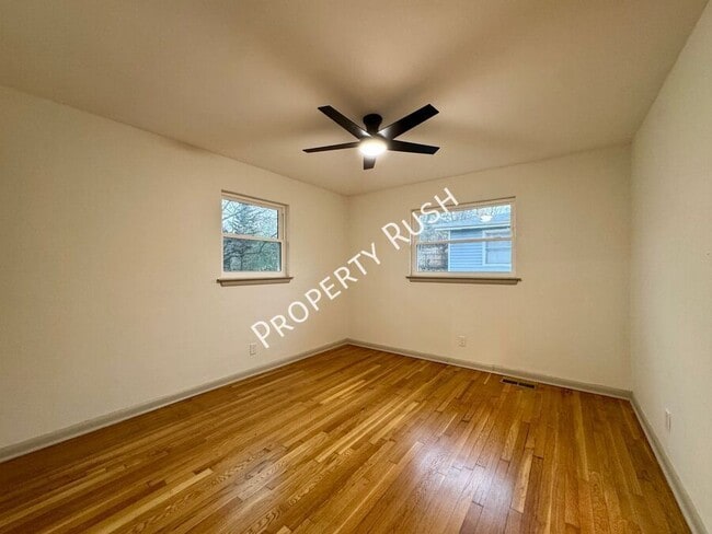 Building Photo - 3906 Forest Highland Cir