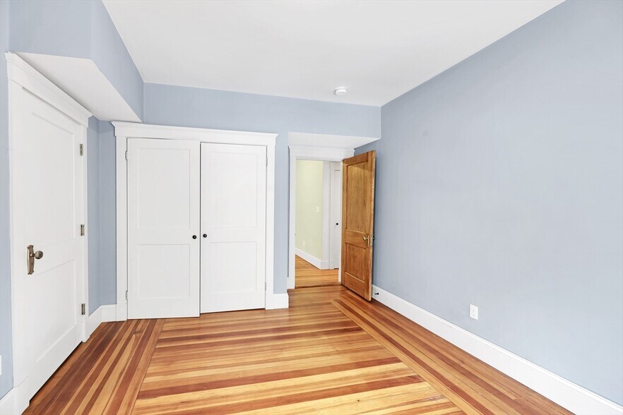 Building Photo - 79 Perkins St