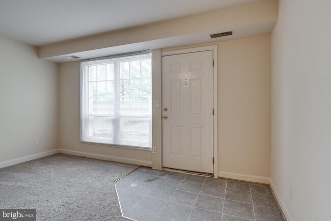 Building Photo - 1501 Van Dorn St