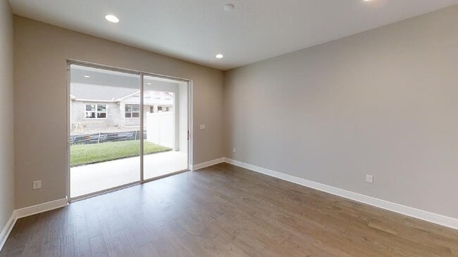 Building Photo - 3 bedroom Loren Cove Unit with Access to Addison Village Amenities!!