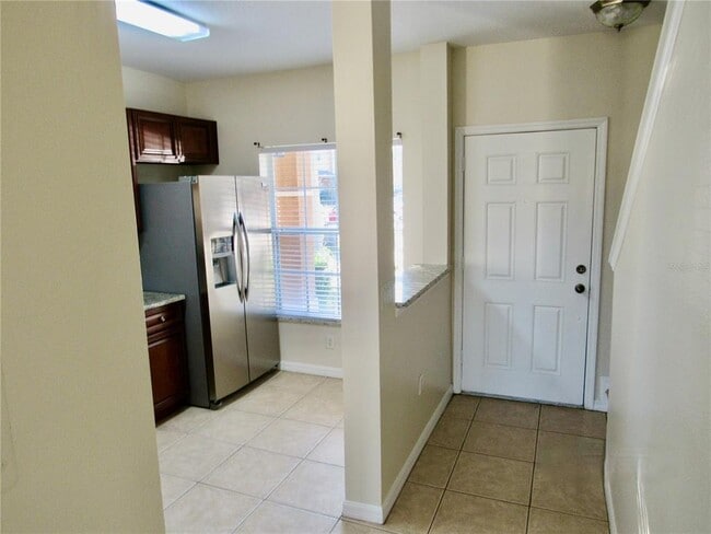 Building Photo - 896 Chelsea Dr