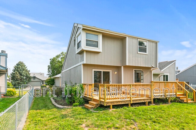 Building Photo - 15421 R St