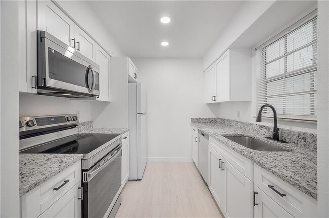 Building Photo - 14031 Lemon Valley Pl