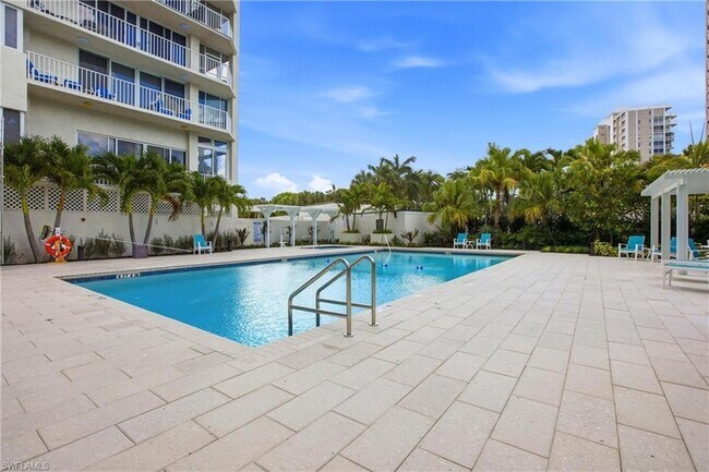 Building Photo - 5550 Heron Point Dr