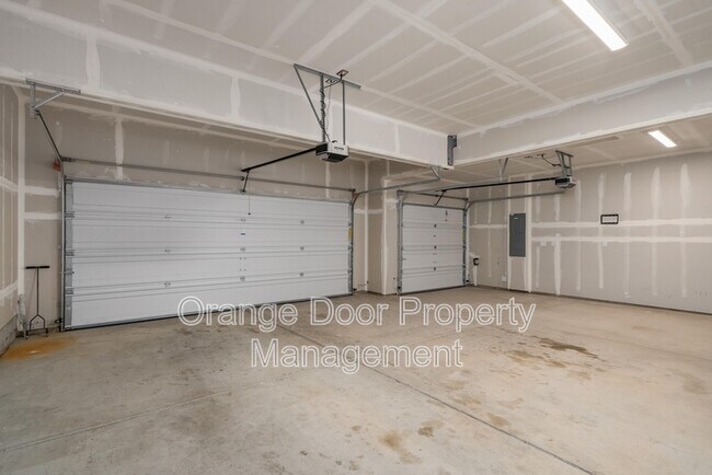 Building Photo - 5611 151st St Ct E