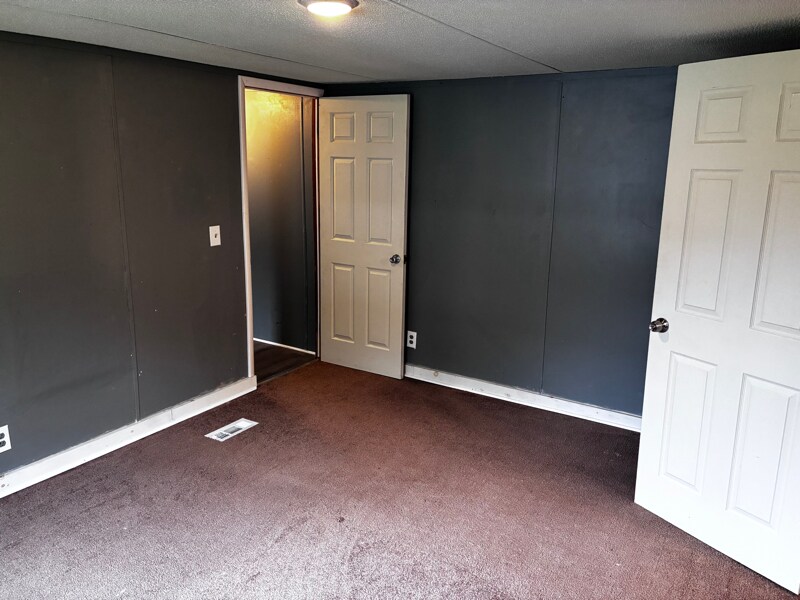 Building Photo - 119 Lee Dr SE