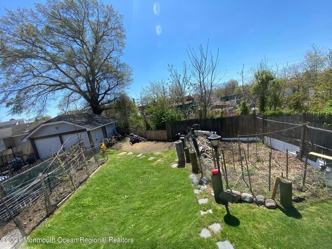 Building Photo - 193 Ludlow St