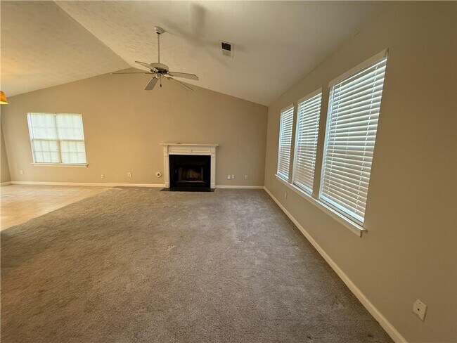 Building Photo - 217 Farmville Ct