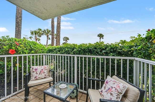 Building Photo - 2160 N Hwy A1A