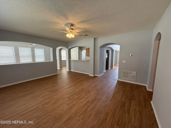 Building Photo - 3040 Postmill Dr