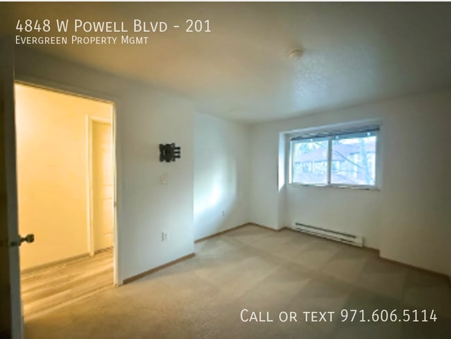 Building Photo - 4848 W Powell Blvd