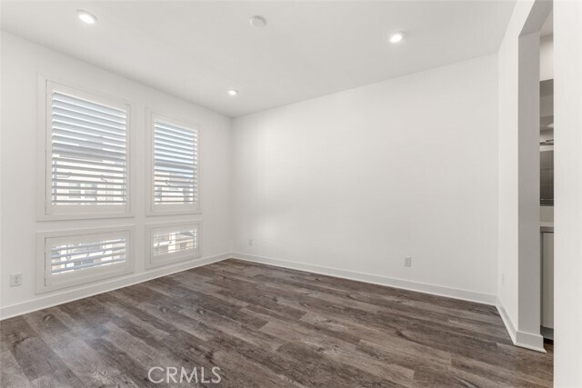 Building Photo - 1415 W Cara Dr
