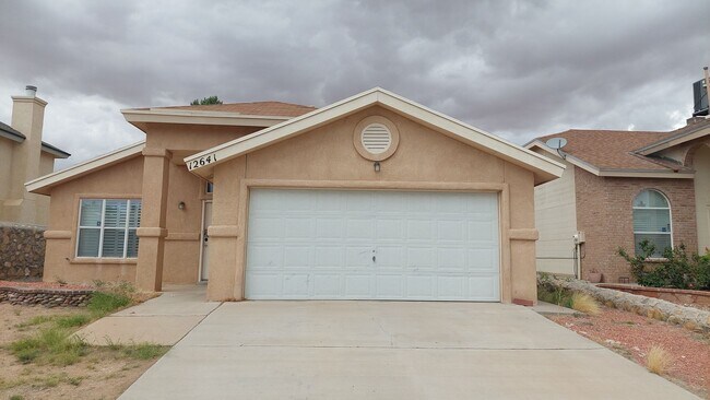 Building Photo - 12641 Tierra Tigre Ave