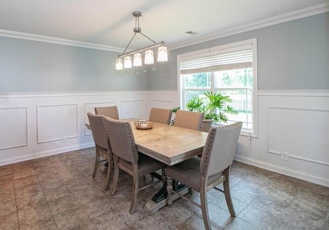 Building Photo - 1088 Jon Dr