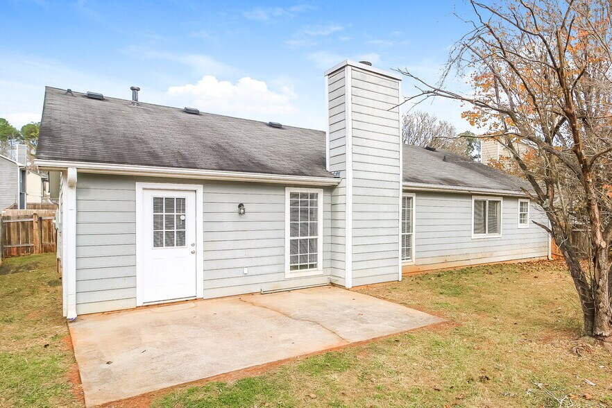 Building Photo - 713 Arbor Hill Dr