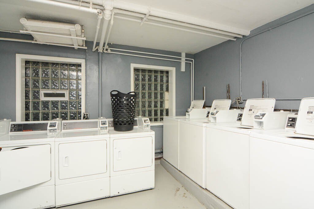 Building Photo - 3824 N Fremont St