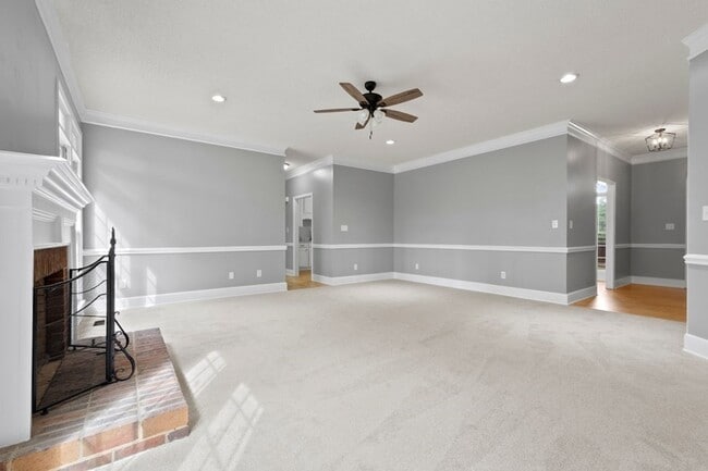 Building Photo - 485 Fussell Rd