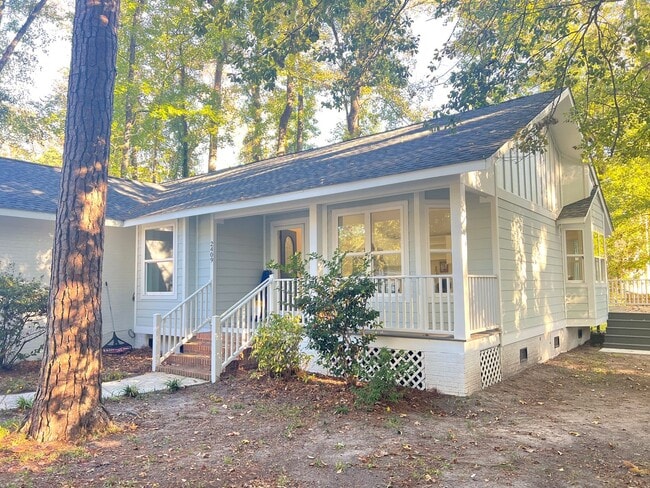 Building Photo - Pet Friendly, Remodeled Home in North Myrtle Beach! Three bedrooms, Available NOW!