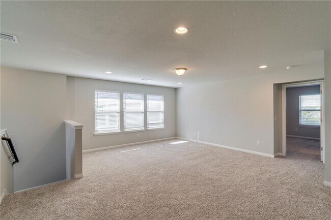 Building Photo - 2205 Limestone Lake Dr