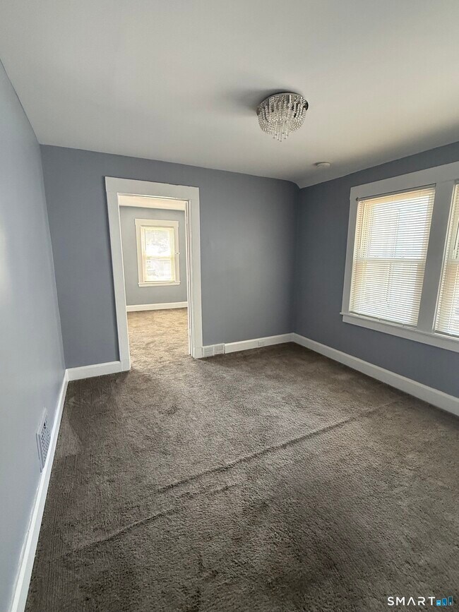 Building Photo - 146 Greene St
