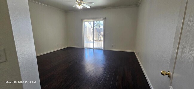 Building Photo - 106 Palm Ct