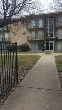 Building Photo - 3113 Bernice Rd