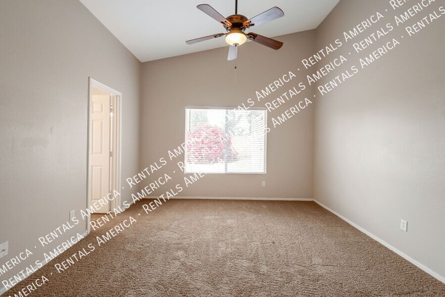 Building Photo - 7744 E Dallas St