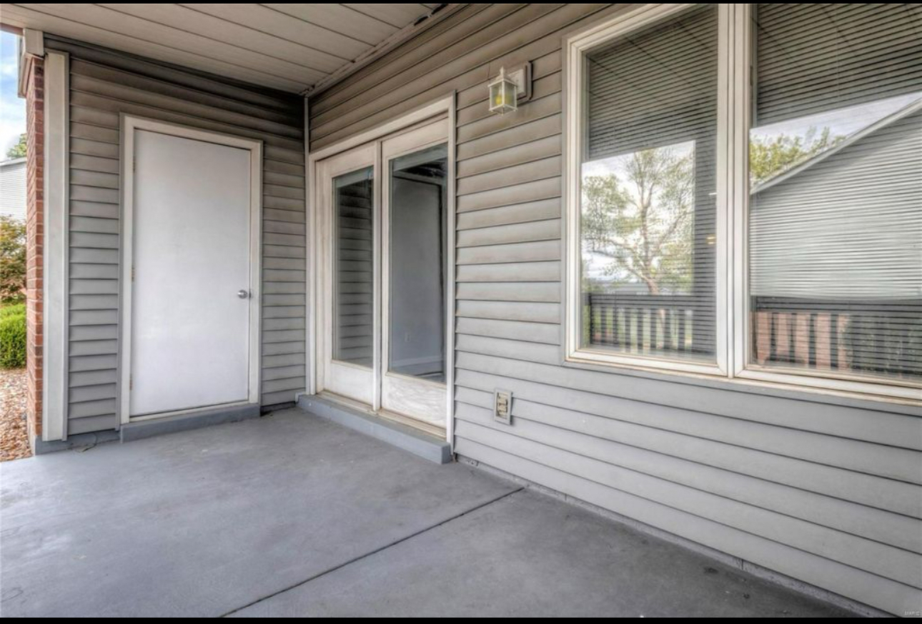 Building Photo - 1004 King Dr