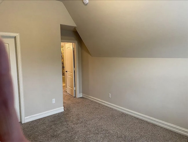 Building Photo - 1006 Jamal Dr