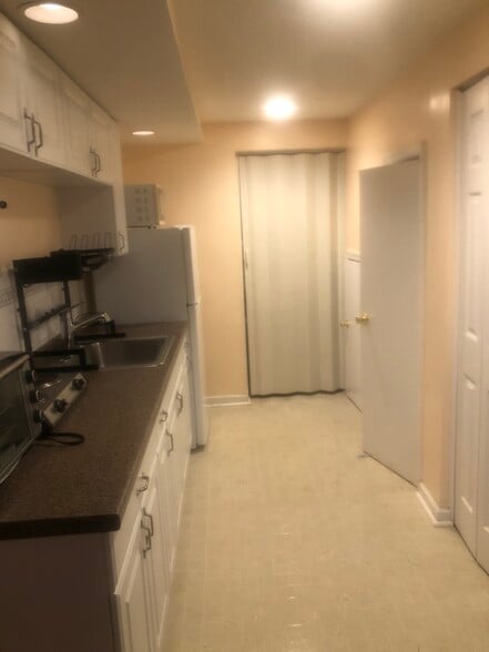 Building Photo - 19628 Club Lake Rd