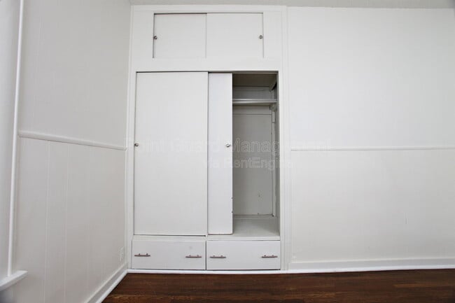 Building Photo - 706 S Pattie St